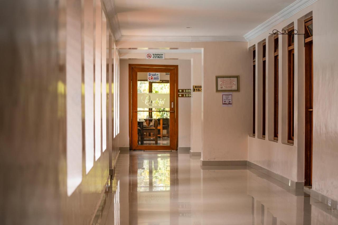 Hotel Aranya Nivas à Thekkady Extérieur photo