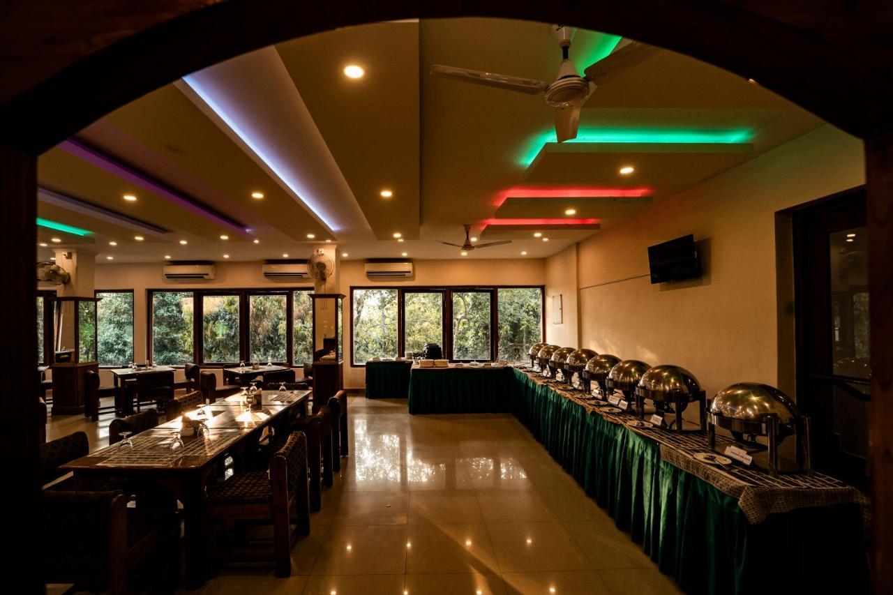 Hotel Aranya Nivas à Thekkady Extérieur photo