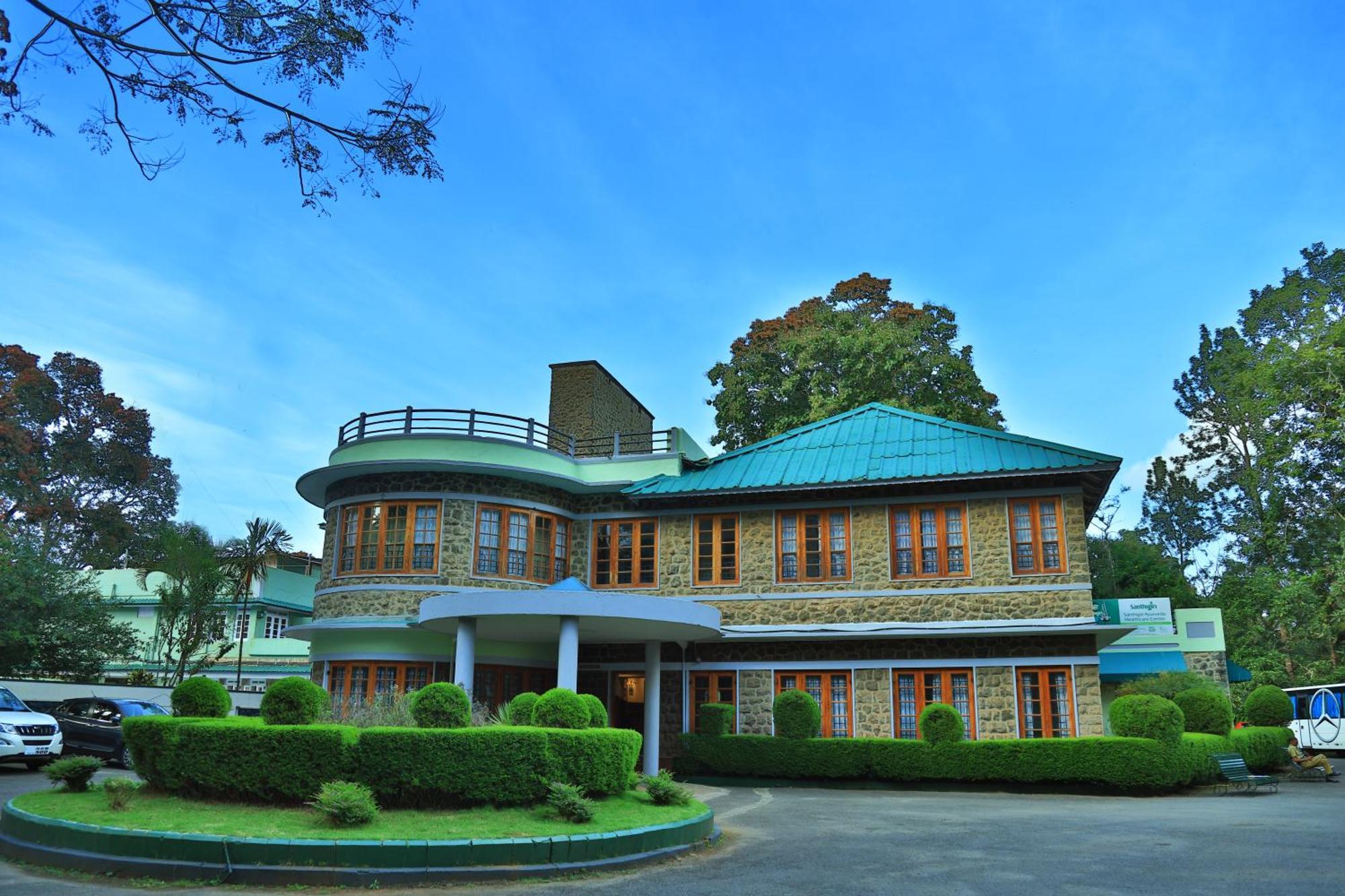 Hotel Aranya Nivas à Thekkady Extérieur photo