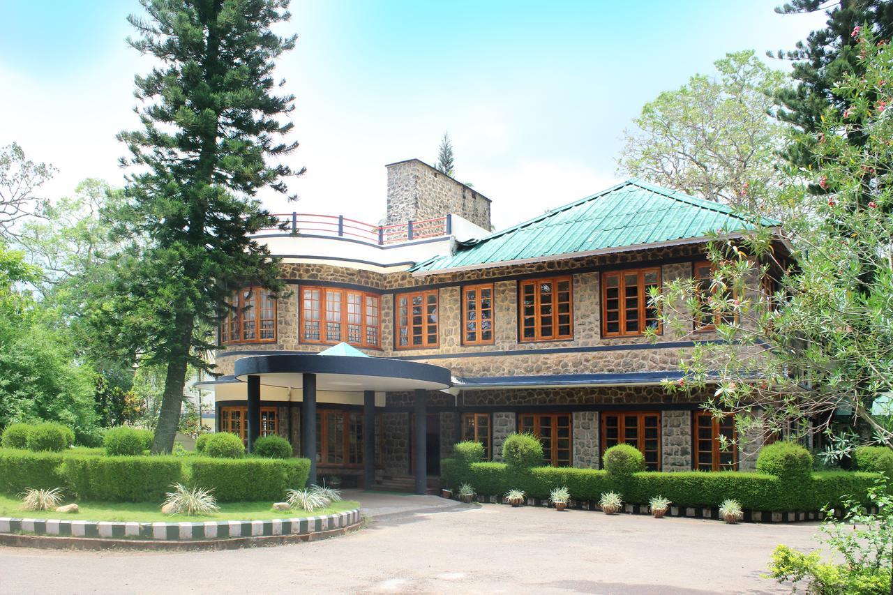 Hotel Aranya Nivas à Thekkady Extérieur photo