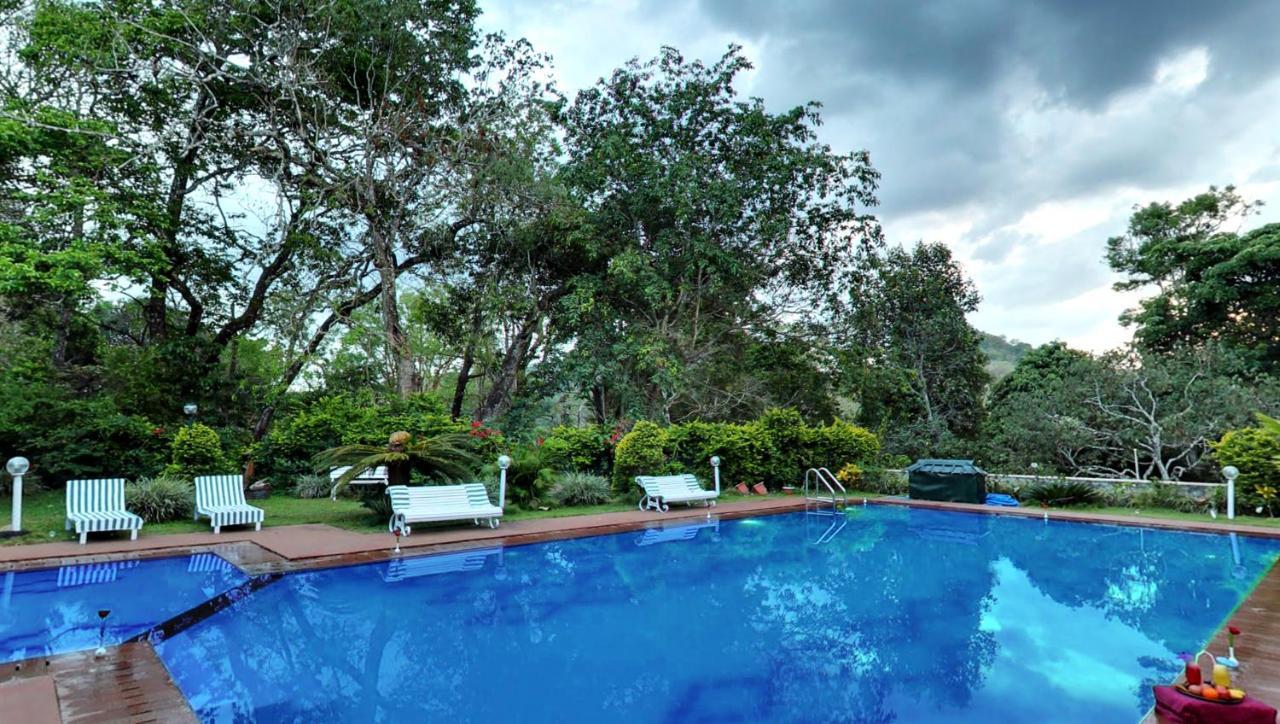 Hotel Aranya Nivas à Thekkady Extérieur photo