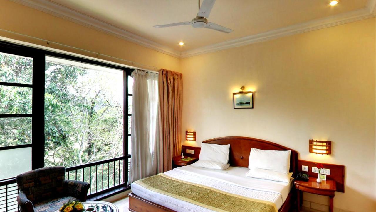 Hotel Aranya Nivas à Thekkady Extérieur photo