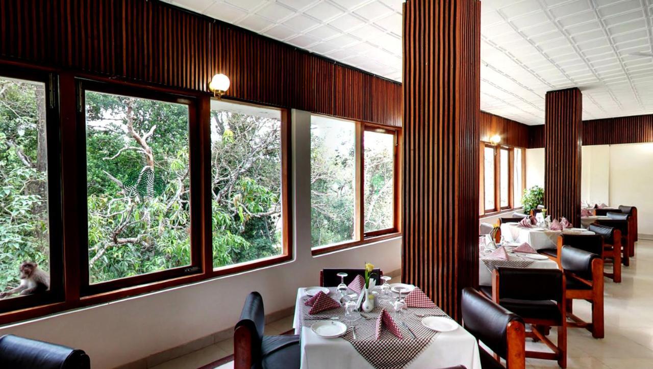 Hotel Aranya Nivas à Thekkady Extérieur photo