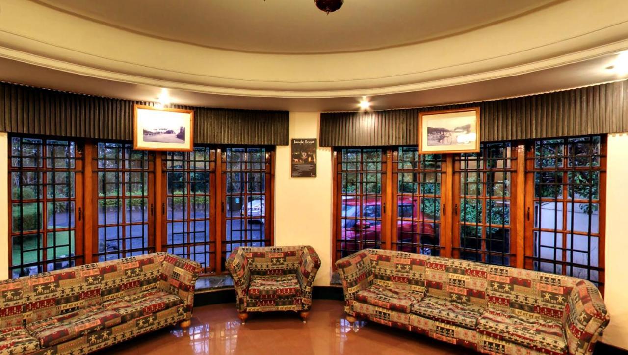 Hotel Aranya Nivas à Thekkady Extérieur photo